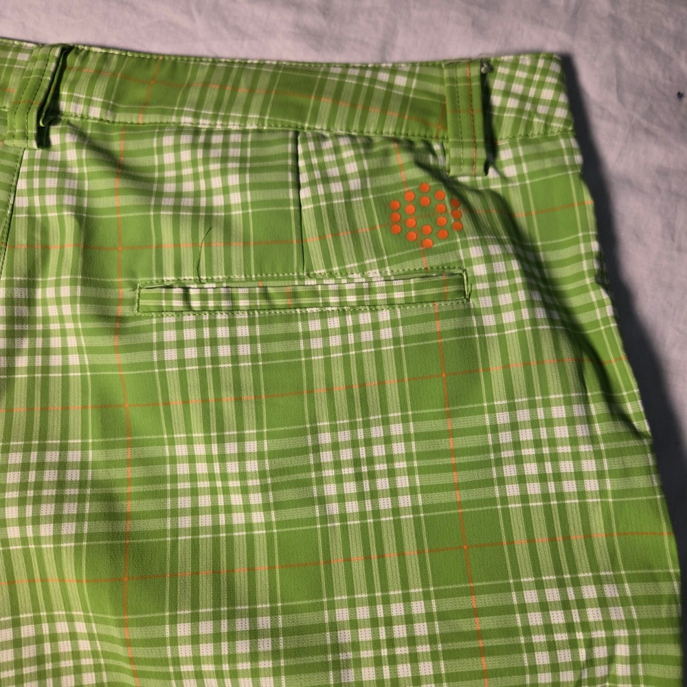 Puma Golf Shorts Mens 34 Green White Plaid Performance Small Spot  See Pics - Picture 10 of 10